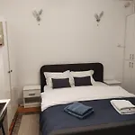 One In Old Town Апартаменти *