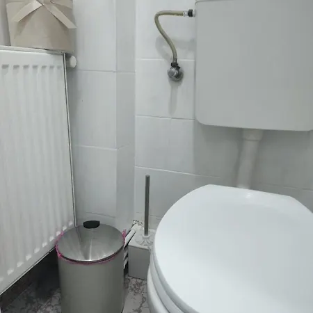 One In Old Town * Boekarest