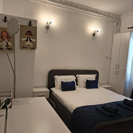 One In Old Town Бухарест