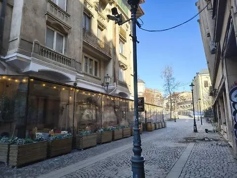 One In Old Town דירה